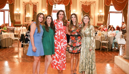  Marianne Velasco, Sara Martínez, Judith Gómez, Imelda Martínez y Claudia Oliva.