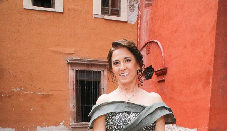  Lucía Rangel.
