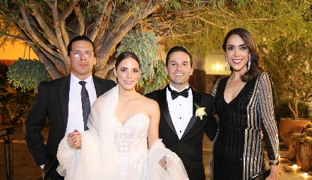  Rodrigo Benavente, Rebeca Acosta, Arturo González y Esthela Yáñez.