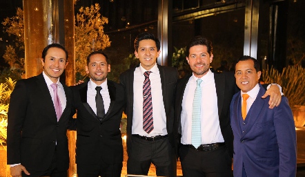  Aarón Vega, Carlos Cifuentes,  Oscar Medellín, Martín Herrera y Alex Vázquez.
