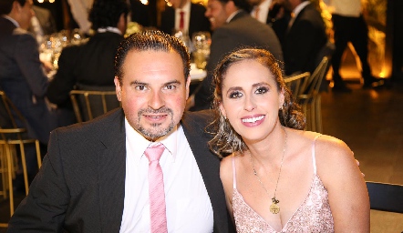  Gerardo Rosales y Lili Chávez.