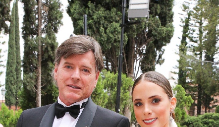  Arturo Acosta con su hija Rebeca Acosta.