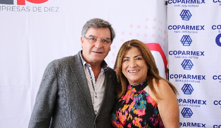  Luis Gerardo Ortuño y Lourdes Alais.