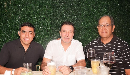  Javier Hernández, Federico Alcalde y Carlos de los Santos.