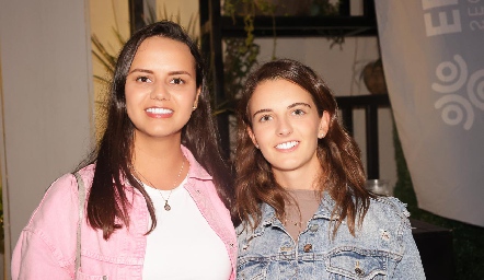  Arantxa Pérez y Melissa Meade.