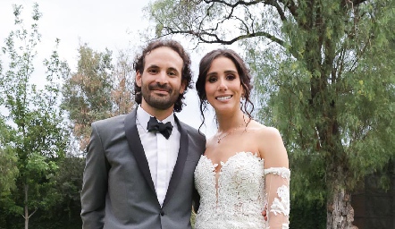  Efraín Barrera Portales y Daniela Lavín Ramos.