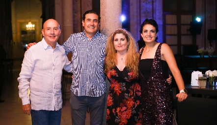  José Zendejas, Alejandro Oropeza, Silvia Foyo y Ana Sofía Velázquez.