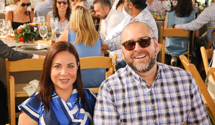  Karina Ramírez y Arturo Alvere.