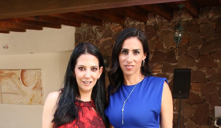  Patricia Tanus y Rita Salinas.