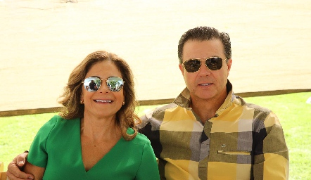 Milisa Crespo y Javier Mercado.