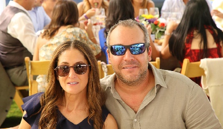  Ana Nava y Alfonso Bergara.