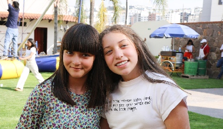  Anaisa y Valentina.