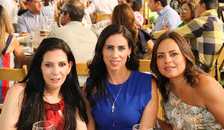  Paty Tanus, Rita Salinas e Ivonne Castaneda.