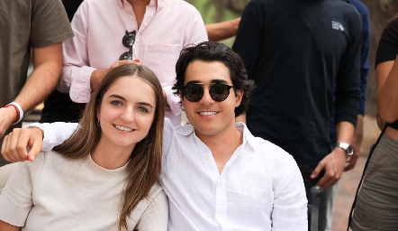  Camila Bárcena y Gerardo Del Valle celebrando su cumple.