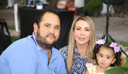  Luis Miguel Rojo, Evelyn Dorantes y Loretta Rojo.