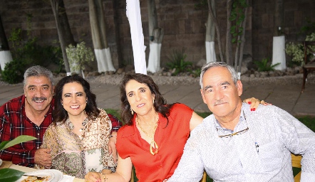  Francisco, Ana Rosa, Lupita Robles y Jesús Olmos.