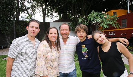  Familia Martínez Torres.
