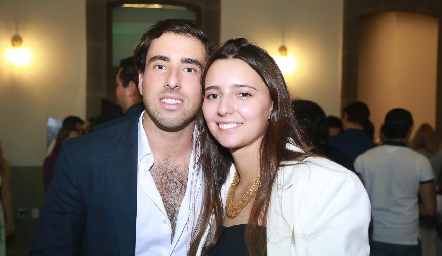 Alejandro Navarro y Cristina Nava.