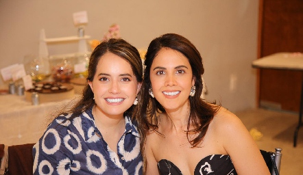  Alejandra Salinas y Fernanda González.