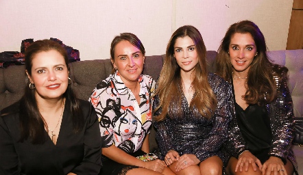  Begoña López, Ale Luna, Imelda Martínez y Judith Gómez.