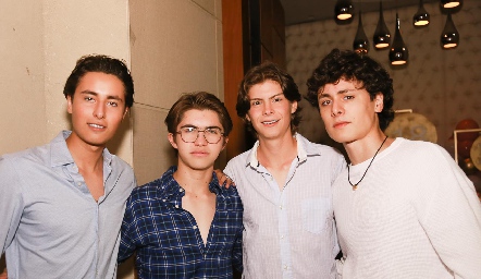  Rubén Cerda, Javier Córdova, Rafa Pérez y Mau Canseco.