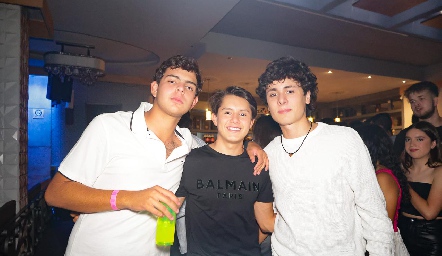  Gael Tobías, Cuauh Canseco y Jorge Mendoza.