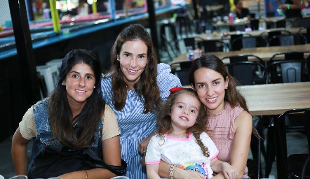  Fernanda Solórzano, Maricarme Meade, Inés y Sandra de la Garza.
