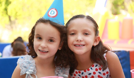 María Valdés y Danna Valdés.