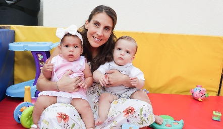  Cecy Castelo, Diego Valdés y Ana Paula Ramírez.