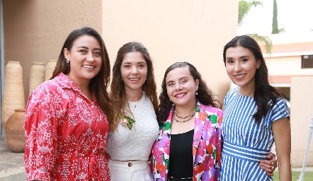 Begoña Paredes, Fer Cossío, Ana Lucia Torres y  Paola Zarabia.
