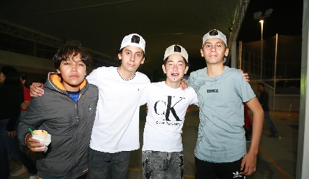  Gonzalo Villanueva, Nicolás Díaz, Rodrigo Medina y Héctor Diaz.