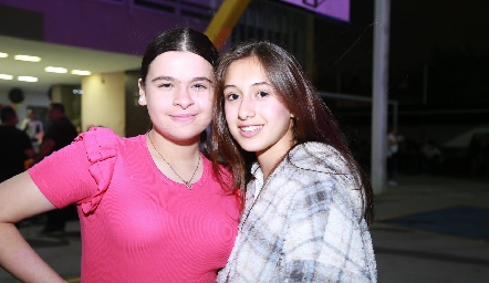  María Emilia y Ana Fer Tirado.