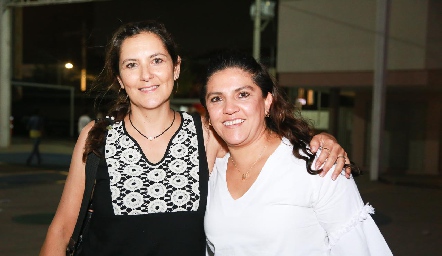  Lizbeth Vázquez y Claudia.