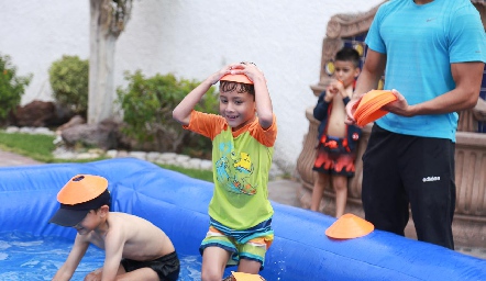  Carreritas en el agua.