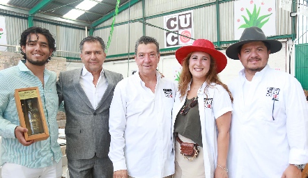  Omar Vázquez, Salvador Ledezma, Gabriel González, Alejandra González y Elías Santiago.