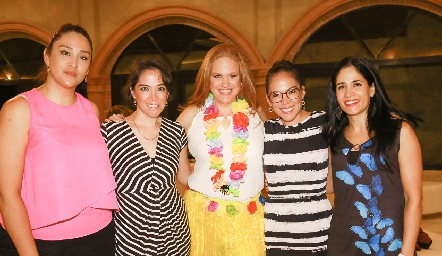  Ale Olivo, Gaby Montaño, Elisa Vilet, Bety Montaño y Paty Vergara.