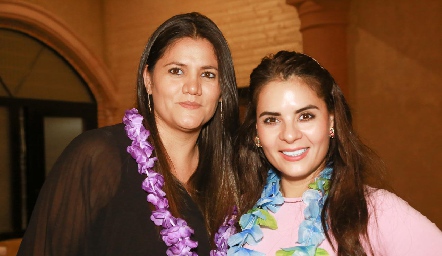  Minerva Rodríguez y Aurora Bravo.