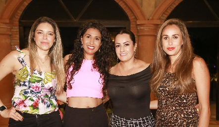  Lola, Karla Salina, Elibeth Ibarra y Alejandra.