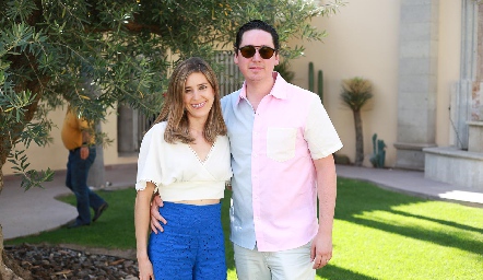  Araceli Palau y Adrián Muñiz.
