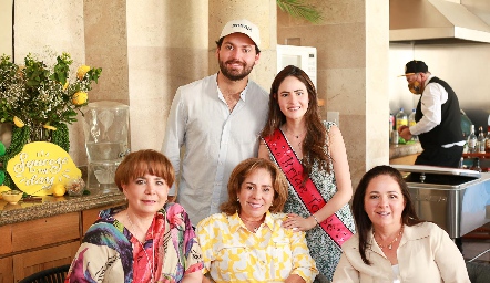  Carlos González, Pau Aldrett, Laura Rodríguez, Laura y Claudia Álvarez.