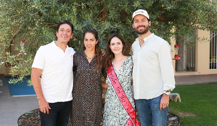  Eduardo Muñiz, Montse Muñoz, Pau Aldrett y Carlos González.