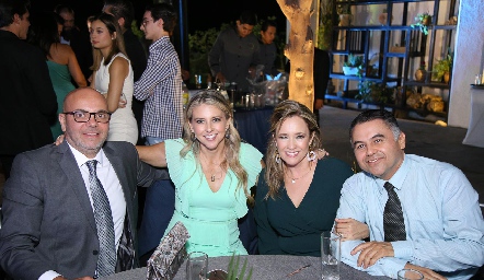  Gustavo, Lucia Castañeda, Lorena Moreno y Carlos Novoa.