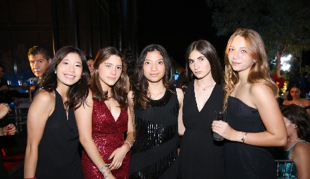  Jovana Segura, Regina Barragán, Cristian Cervantes, Ana Cris Pérez, Beli Miuser.