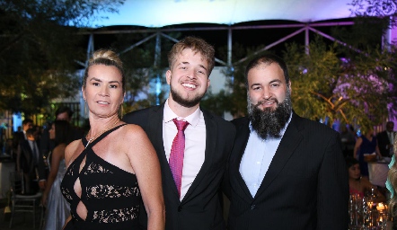  Cecilia, Fernando Mota y Luis Cruz.