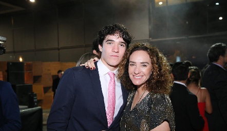  Julián Castro y Julieta Morales.