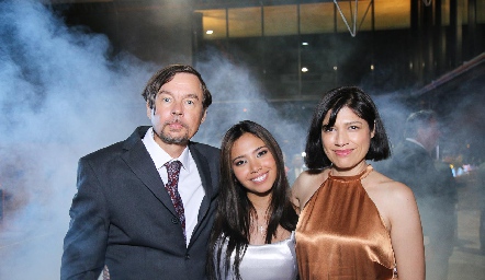  En Familia.