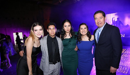  Valeria Ortiz, Juan Pablo Delgadillo, Mariana delgadillo, Ceci Castrejon y Juan Pablo Delgadillo.