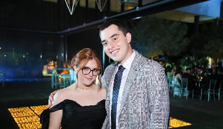  Cuellar y Diego Castillo.