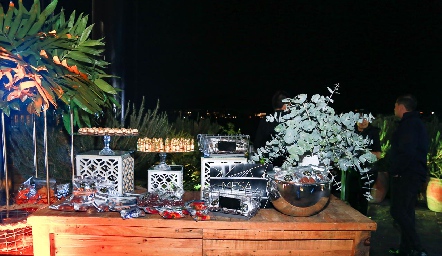  Mesa de dulces.