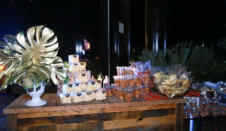  Mesa de dulces.